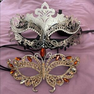 Elegant Silver and Black Masquerade Mask